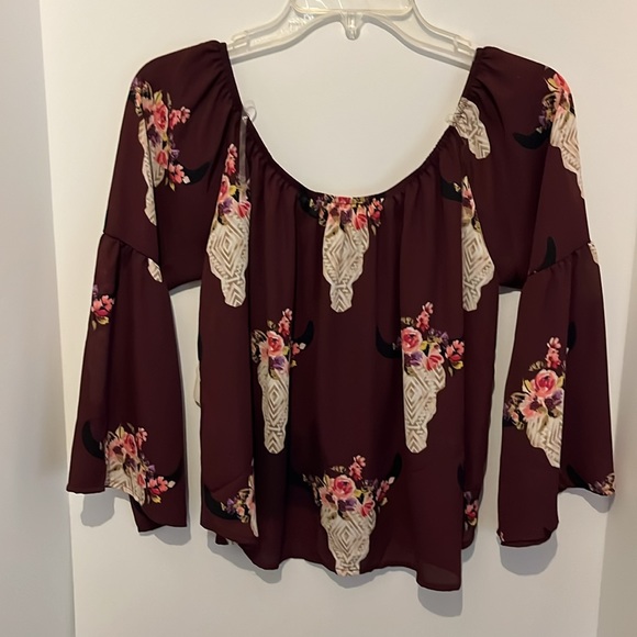 Altar’d State Floral Bell Sleeve Maroon Burgundy Floral Shirt Womens Med - Picture 4 of 5